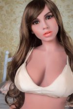 Poupée sexuelle TPE 148cm/4ft10 bonnet H - Janet
