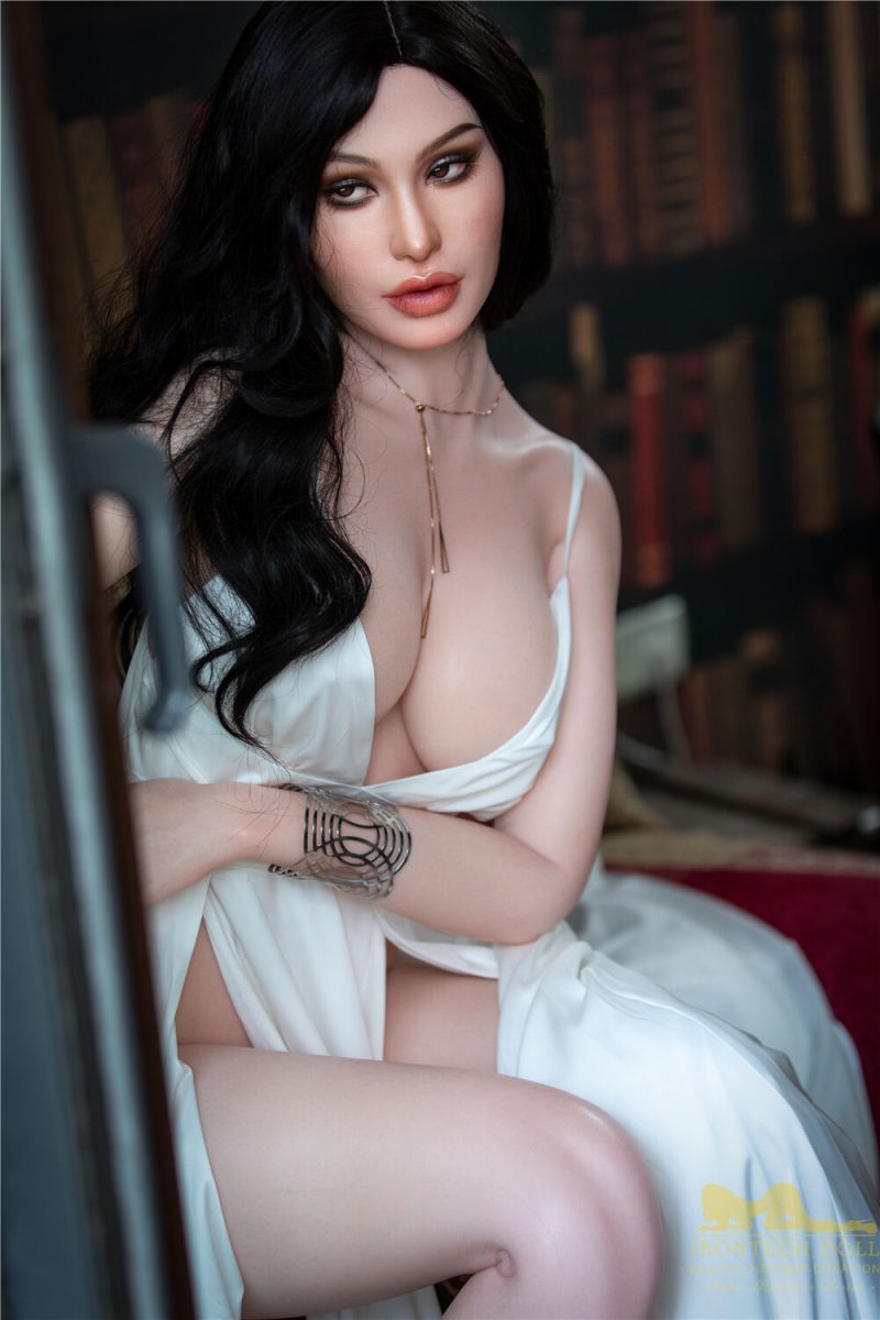 Irontech 165cm5ft5 G-cup Silicone Sex Doll – Hedy Katte at rosemarydoll