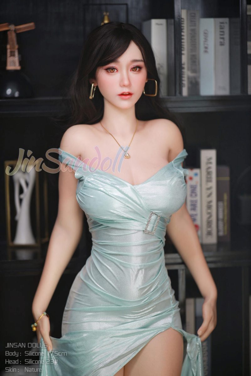 wmdoll175cm5ft9 D-cup Silicone Sex Doll - Kyomi en rosemarydoll