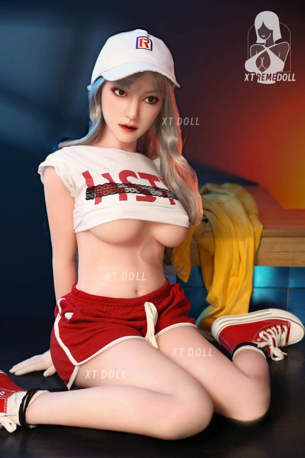 XT 150cm / 4ft11 D-cup silicone sex doll – Mia en rosemarydoll