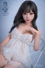 XT 150cm/4ft11 D-cup Sex Doll en silicone - Yin at rosemarydoll
