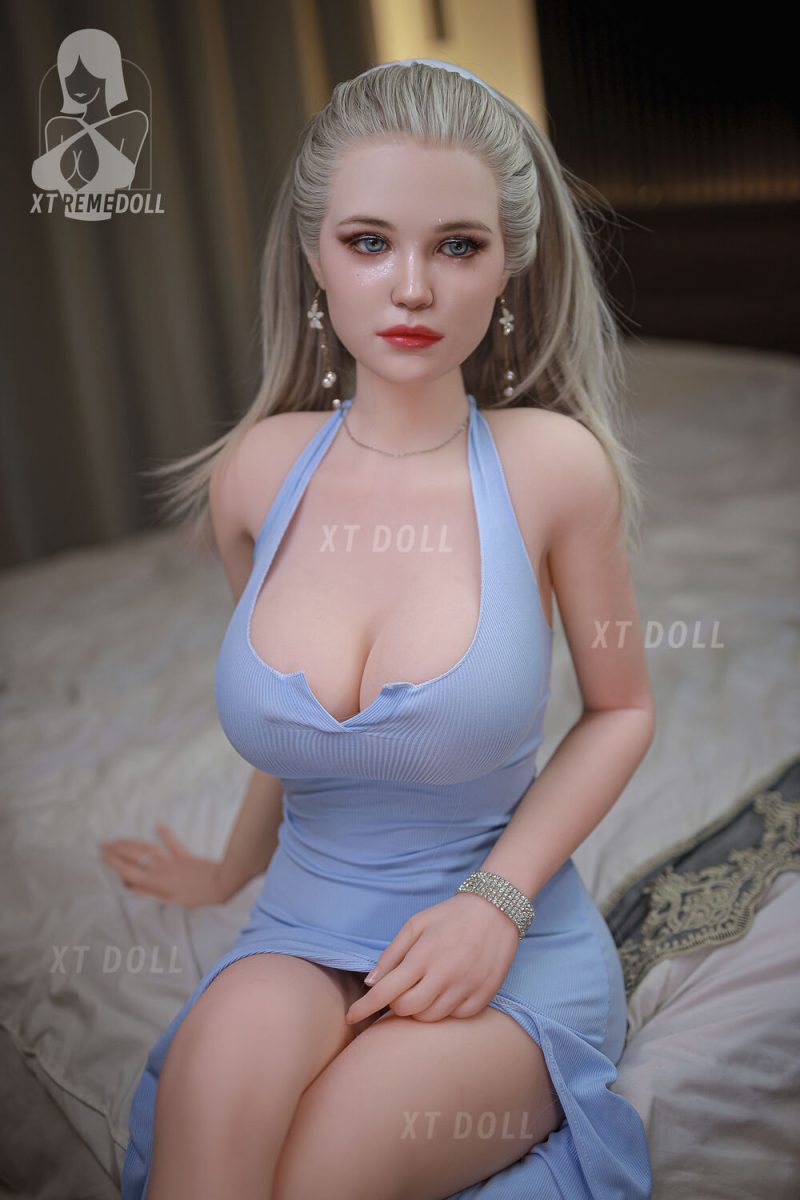 XT 158cm/5ft2 F-cup Silicone Head Sex Doll - Sally at rosemarydoll