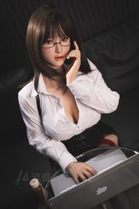 Jiusheng 160cm5ft3 E-cup Silicona Sex Doll - Yuka en rosemarydoll