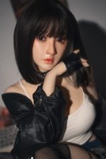 Jiusheng 148cm4ft10 B-Cup Silikon Sex Puppe - Betty bei rosemarydoll