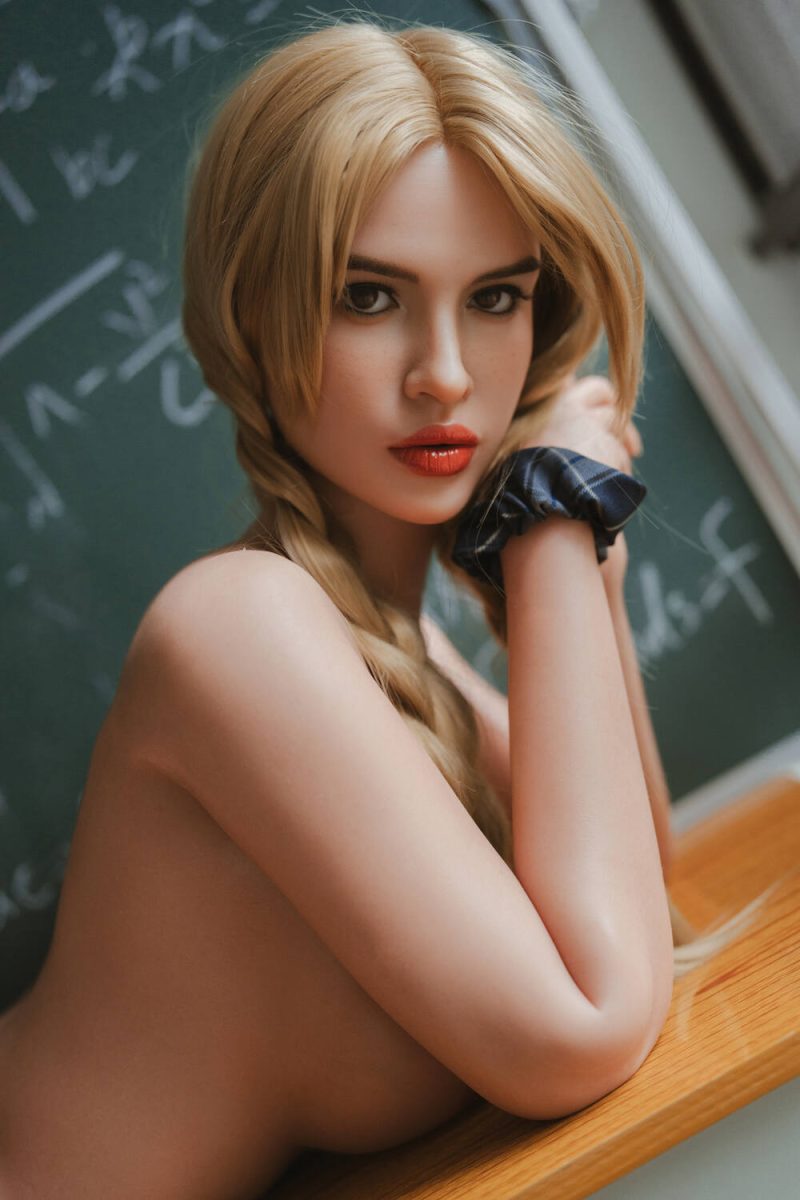 Top Fire 170cm5ft7 D-cup Silicona Sex Doll - Mirrella en rosemarydoll