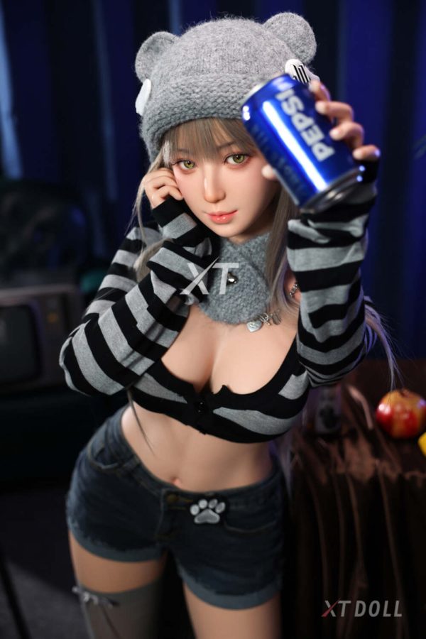 XT 157cm5ft2 D-cup Sex Doll en silicone - Grace at rosemarydoll
