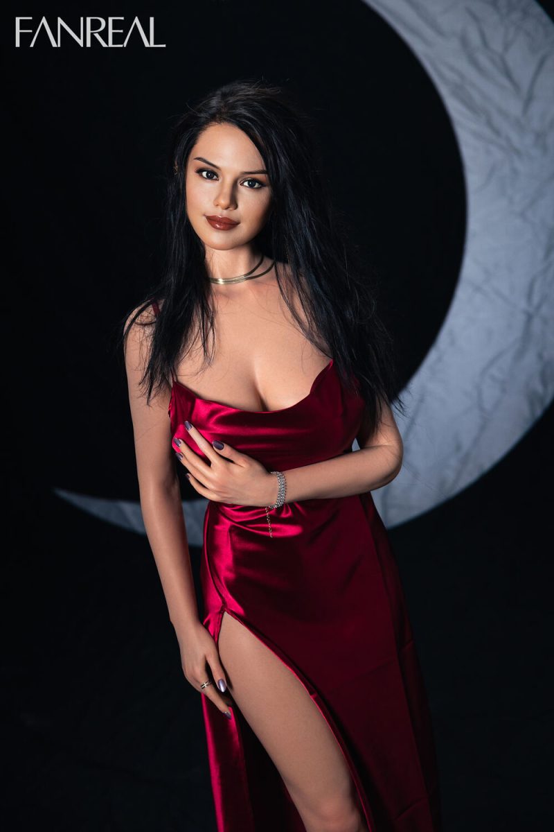 FanReal 168cm5ft6 F-cup Silicone Sex Doll – Maira at rosemarydoll