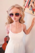 MLW 148cm4ft10 B-cup Silicona Sex Doll - Tina en rosemarydoll