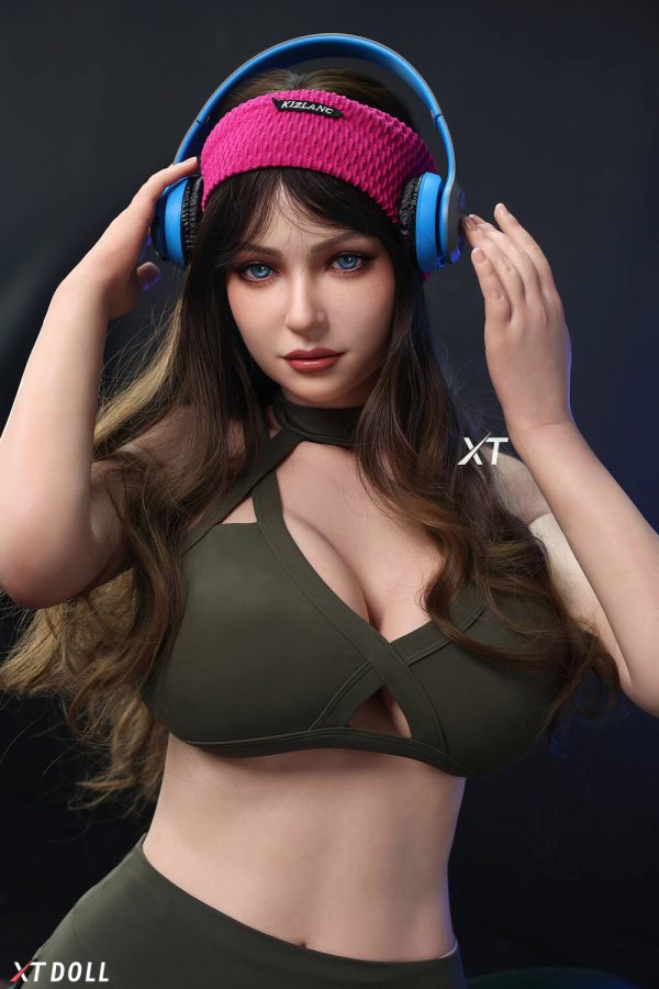 XT 166cm5ft5 H-cup Silicone Sex Doll – Natalie at rosemarydoll
