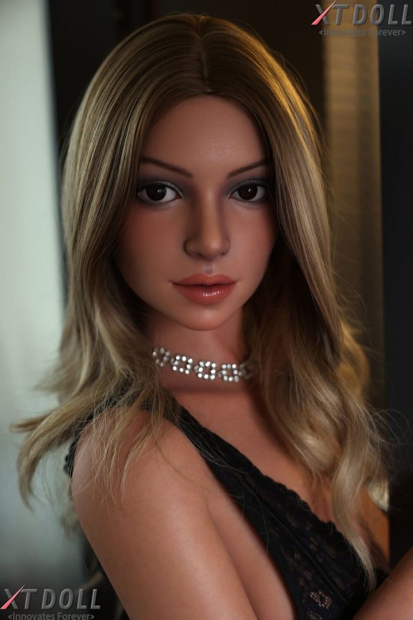 XT 163cm5ft4 F-cup Silicone Sex Doll – Cynthia at rosemarydoll